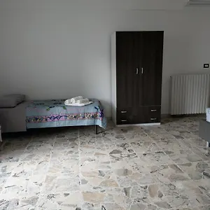 Casa Mavi Limite Delle Due Matrici , Modica Italy